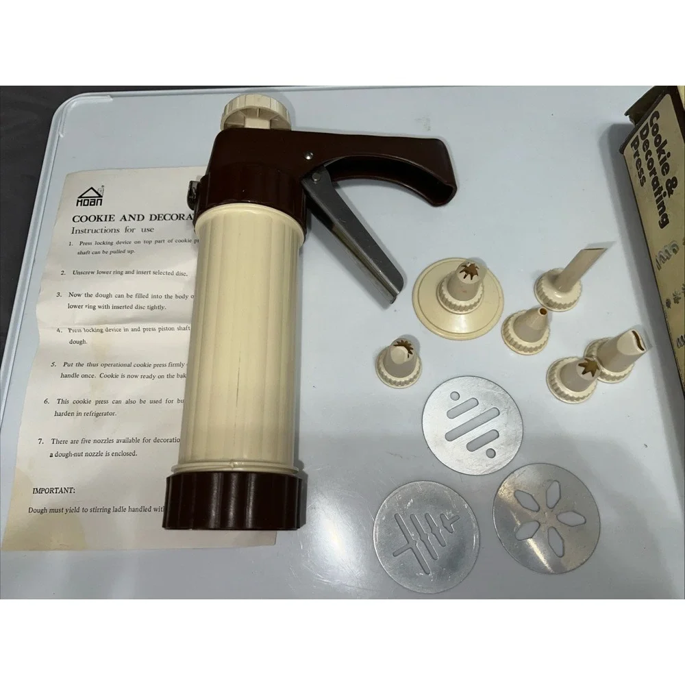 Vintage 1979 Hoan Cookie‎ & Decorating Press 3 Discs & 6 Nozzles Missing Discs